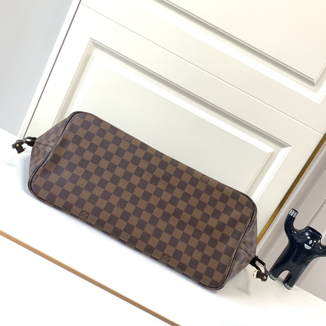 Louis Vuitton Shopping Bags